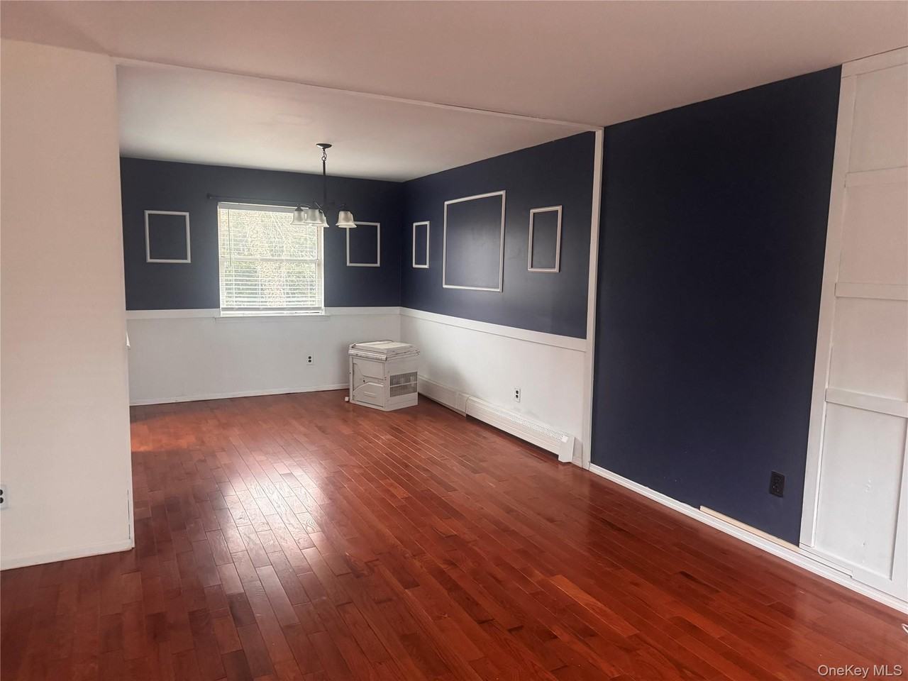 313 Oak Neck Rd - Photo 3 of 10