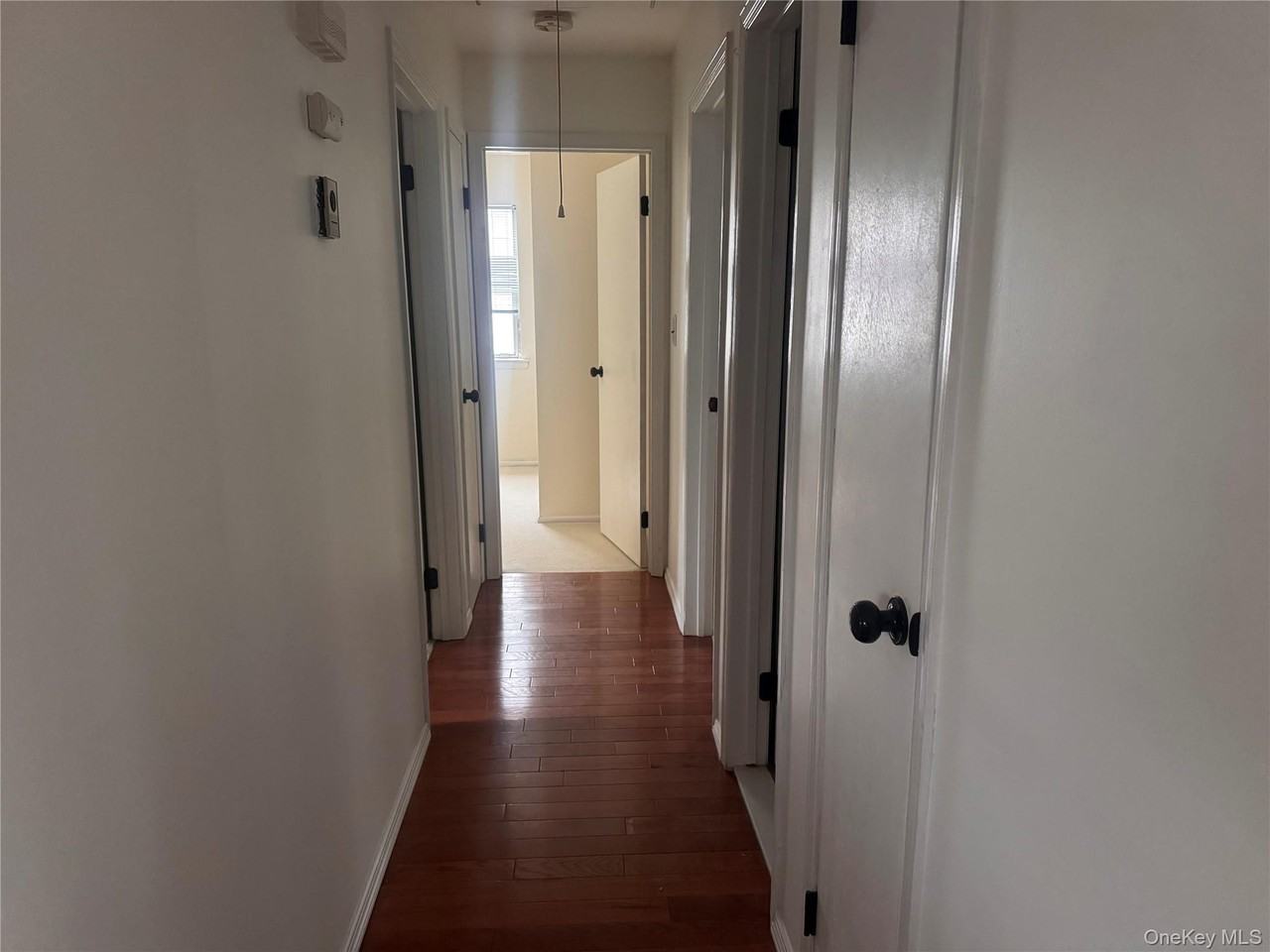 313 Oak Neck Rd - Photo 5 of 10