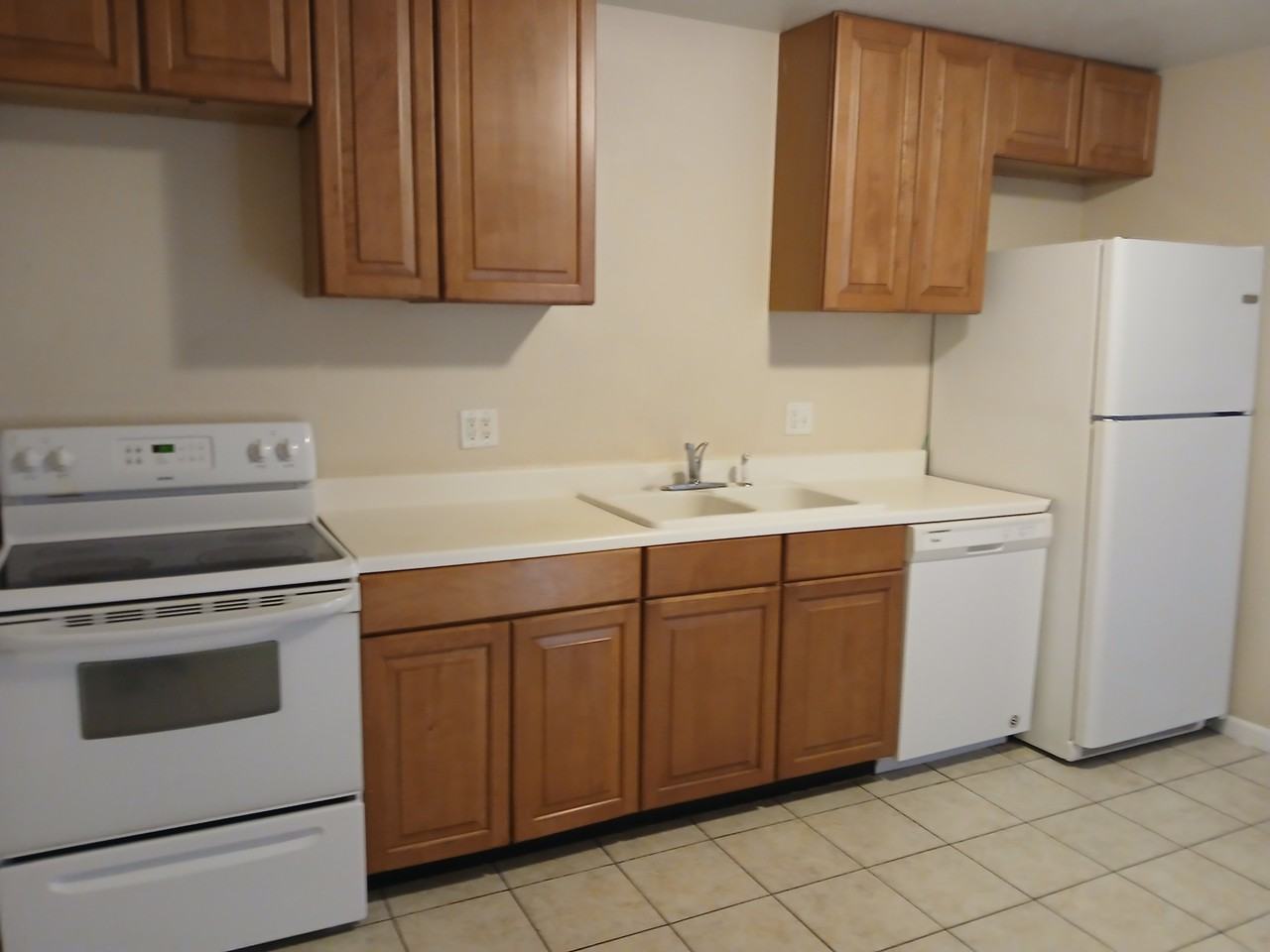 510 S Poplar St Apt 3 #3 - Photo 6 of 17
