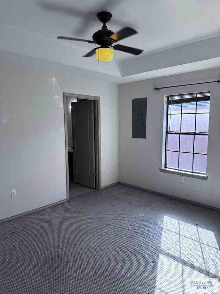 3144 Westwind Dr - Photo 3 of 28