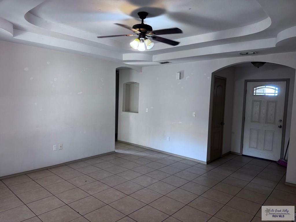 3144 Westwind Dr - Photo 6 of 28