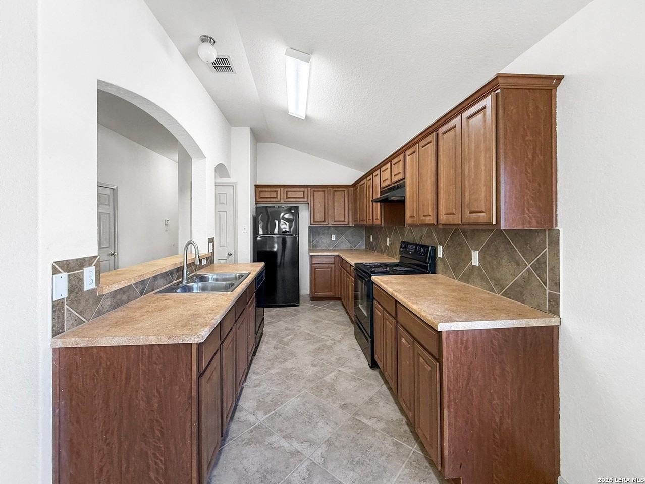 9566 Everton - Photo 5 of 30