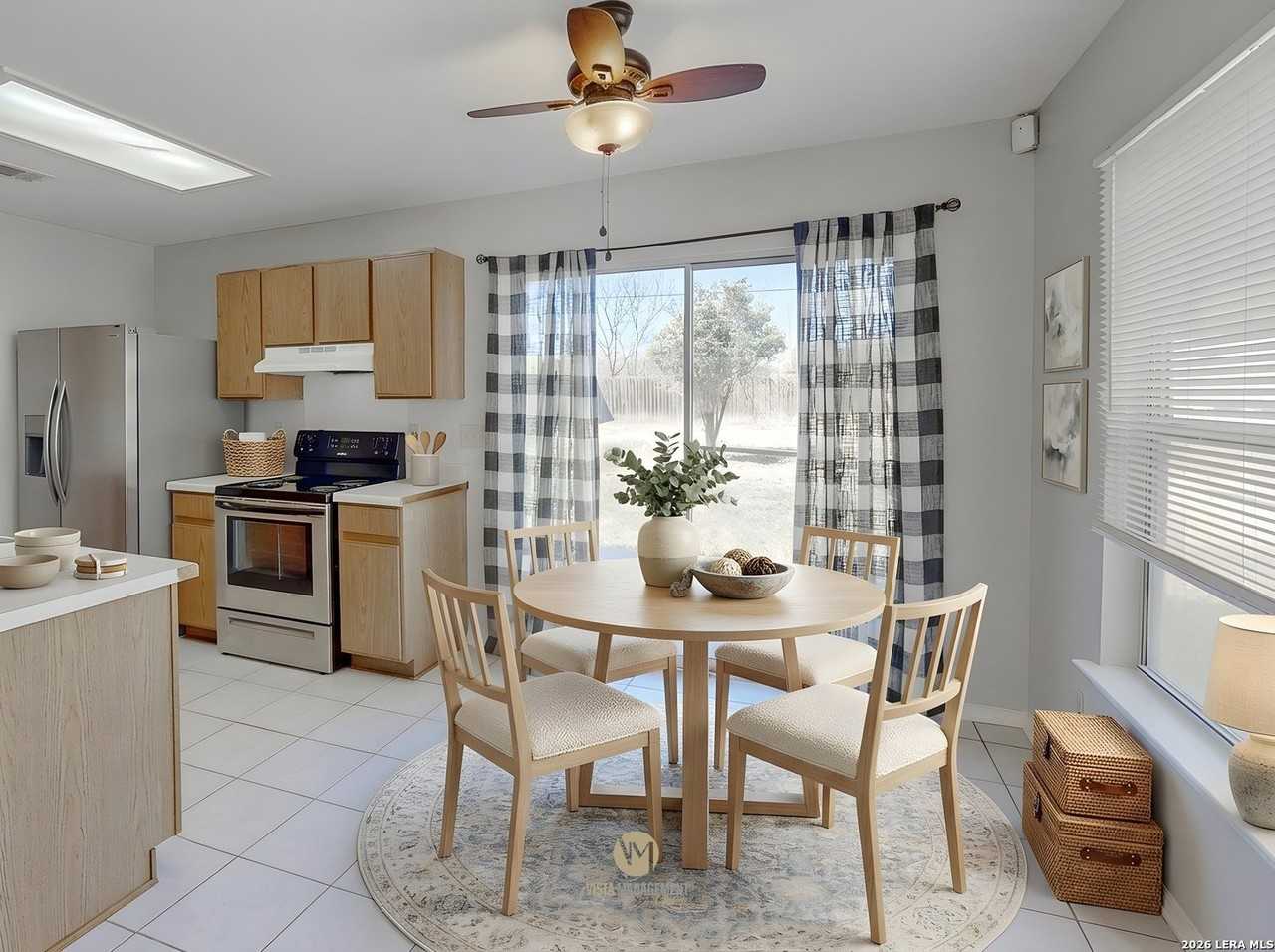 9939 Permian Bay - Photo 7 of 18