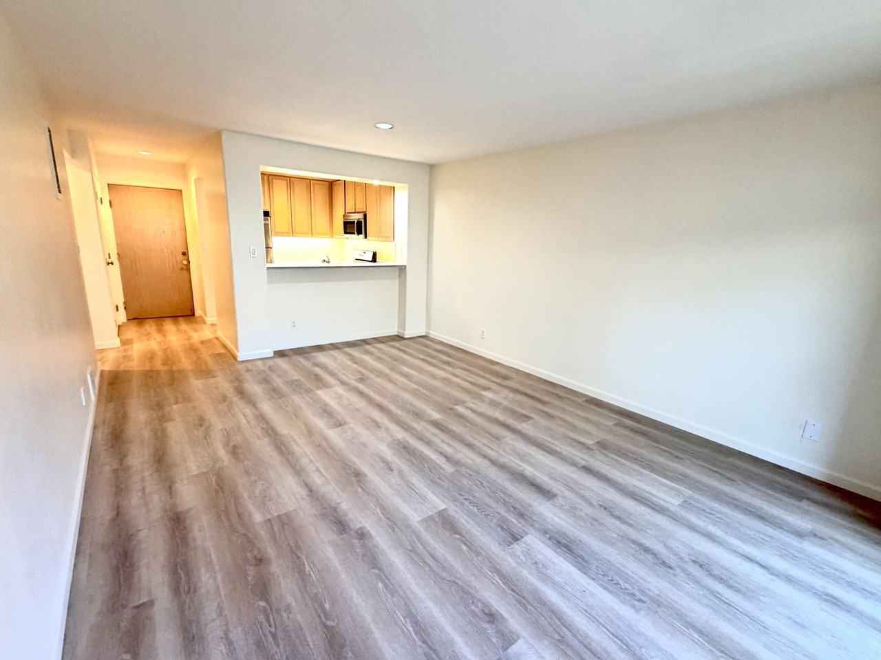 408 Por La Mar Cir - Photo 4 of 12