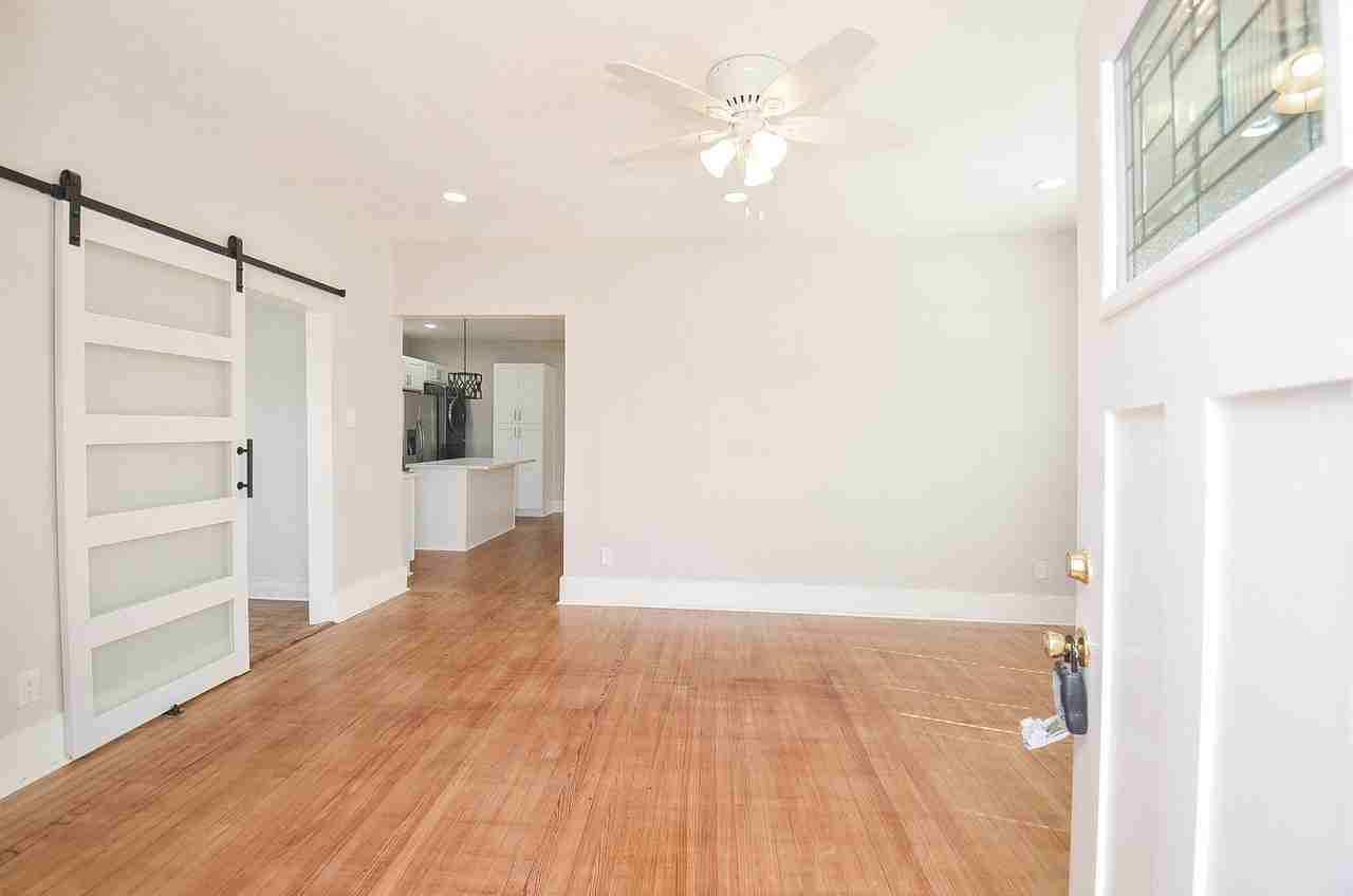 4333 Harby St - Photo 5 of 22