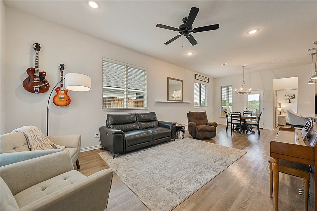 3408 Pointe Du Hoc Dr - Photo 2 of 13