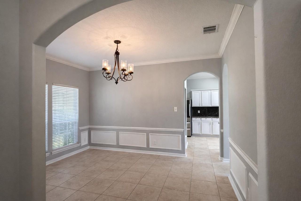 3922 Coral Shadows Dr - Photo 4 of 23