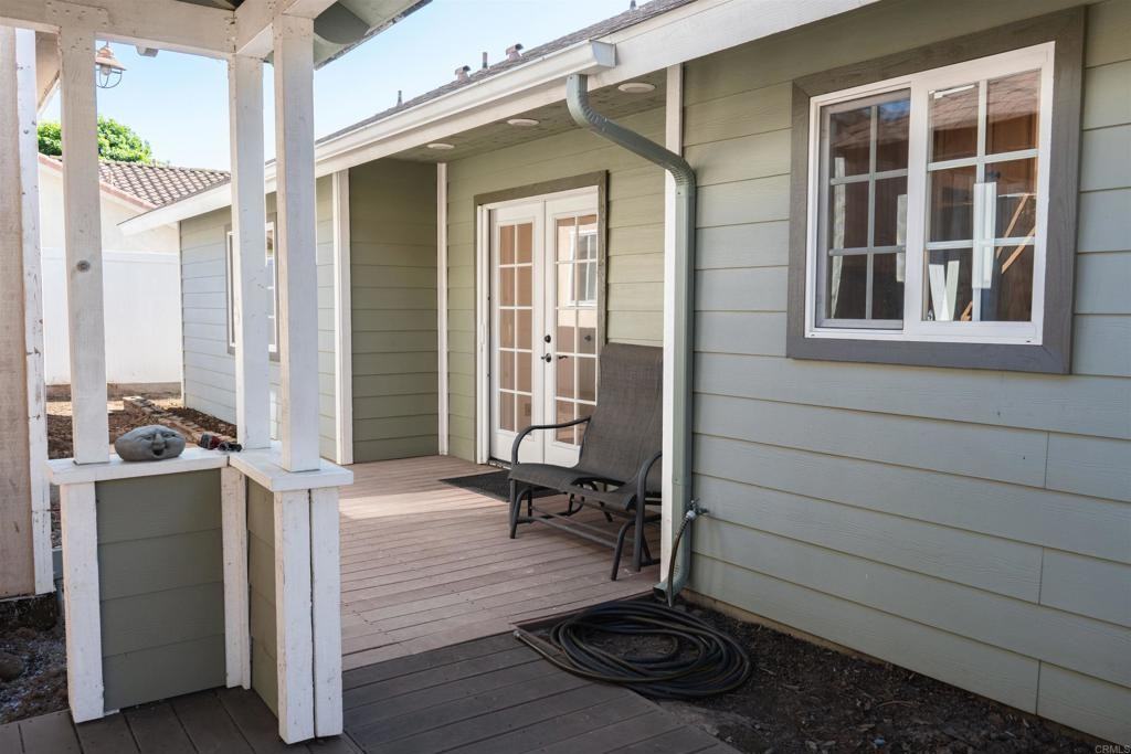 639 1st Ave - Photo 3 of 17