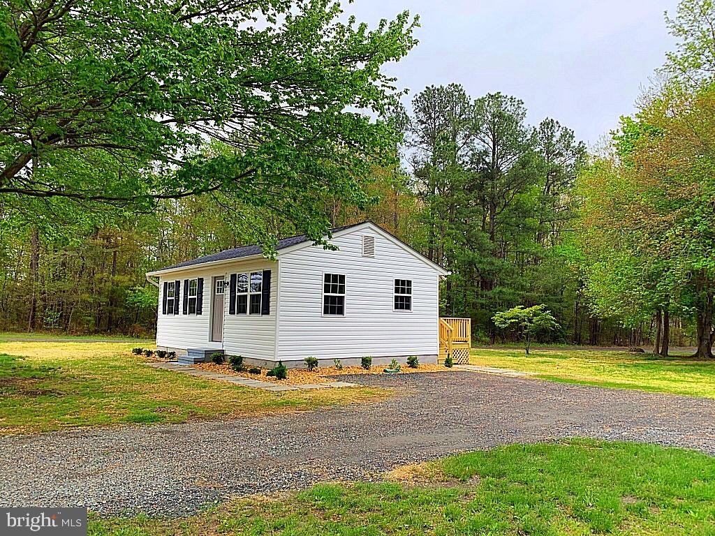22129 Indian Bridge Rd - Photo 3 of 17