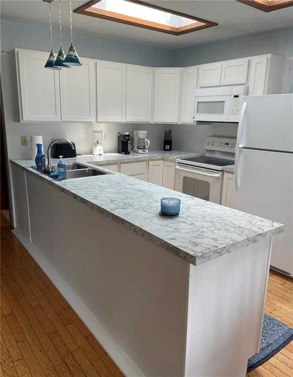 56 Sand Hill Cove Rd - Photo 5 of 14