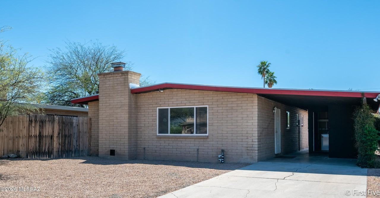 802 E Graybill Dr Unit 1 - Photo 2 of 24