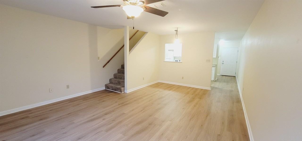 836 W Georgia St #B - Photo 4 of 18