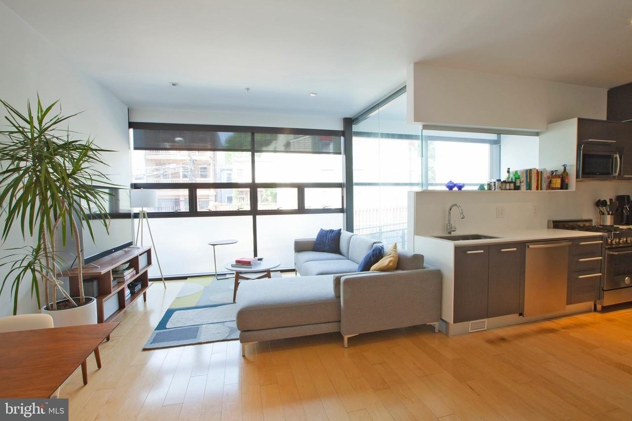 2250 11th St Nw Apt 105 - Photo 3 of 17