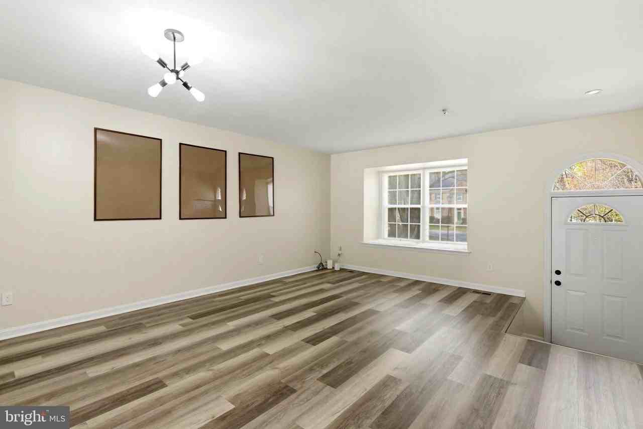 23 Red Jonathan Ct - Photo 3 of 23