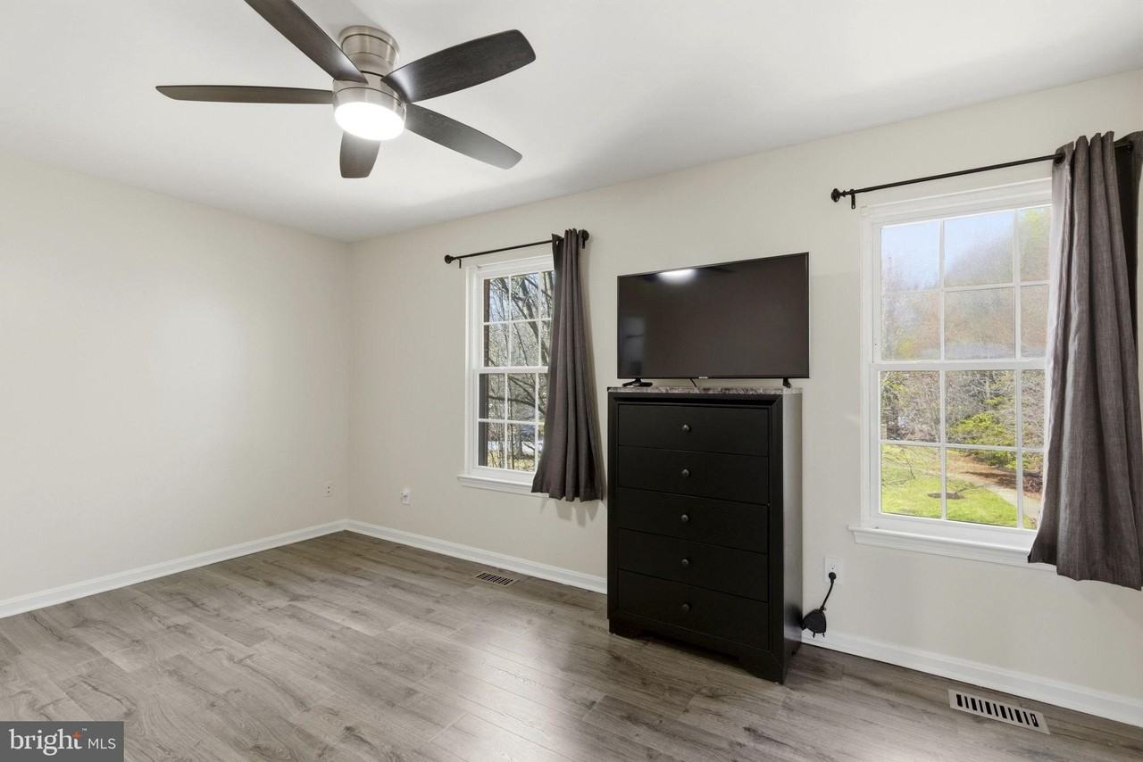 23 Red Jonathan Ct - Photo 7 of 23