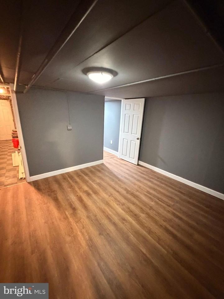 338 Magnolia Ter - Photo 2 of 12