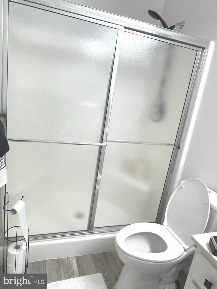 915 Hickory Cir - Photo 7 of 50