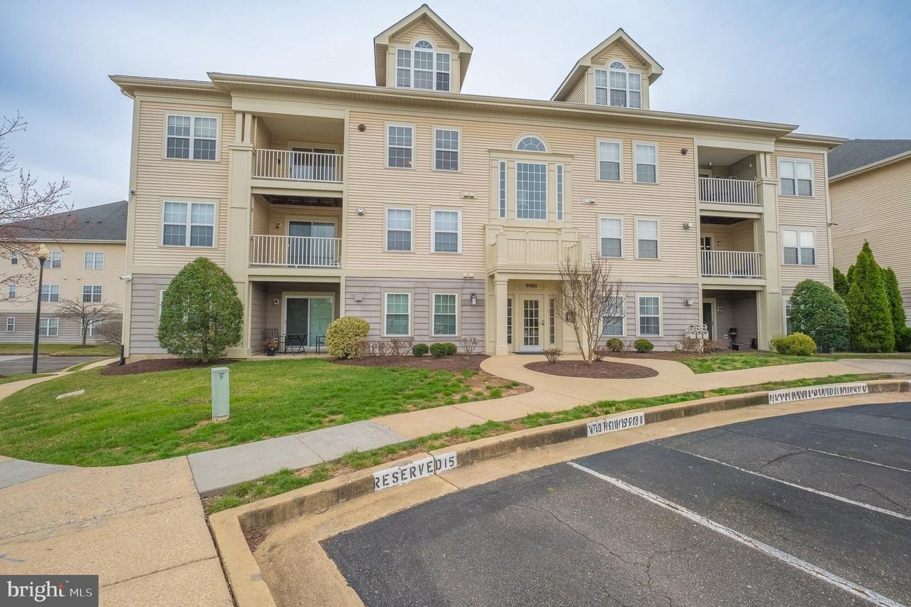 9060 Gracious End Ct #103 - Photo 3 of 40