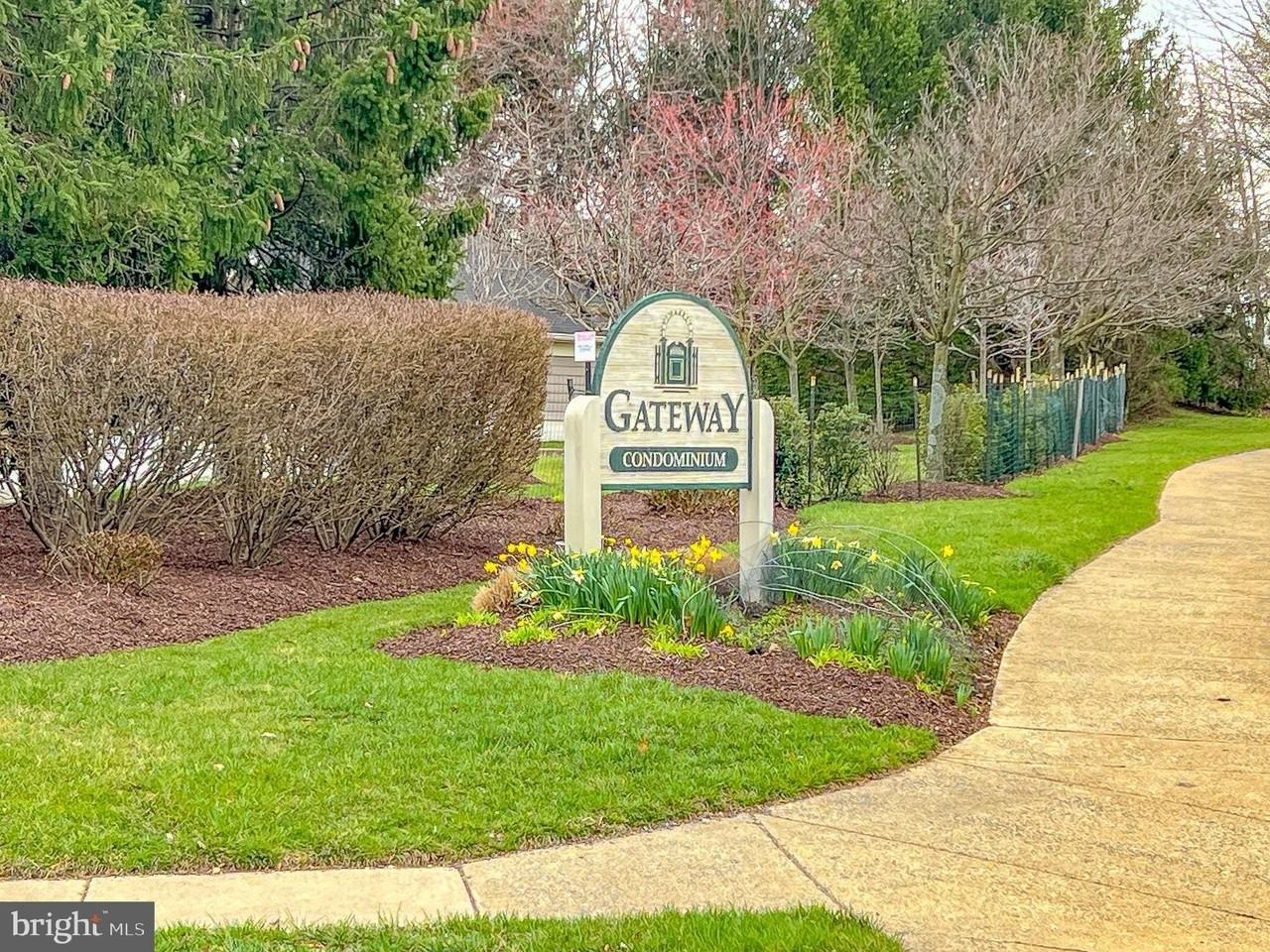 9060 Gracious End Ct #103 - Photo 2 of 40