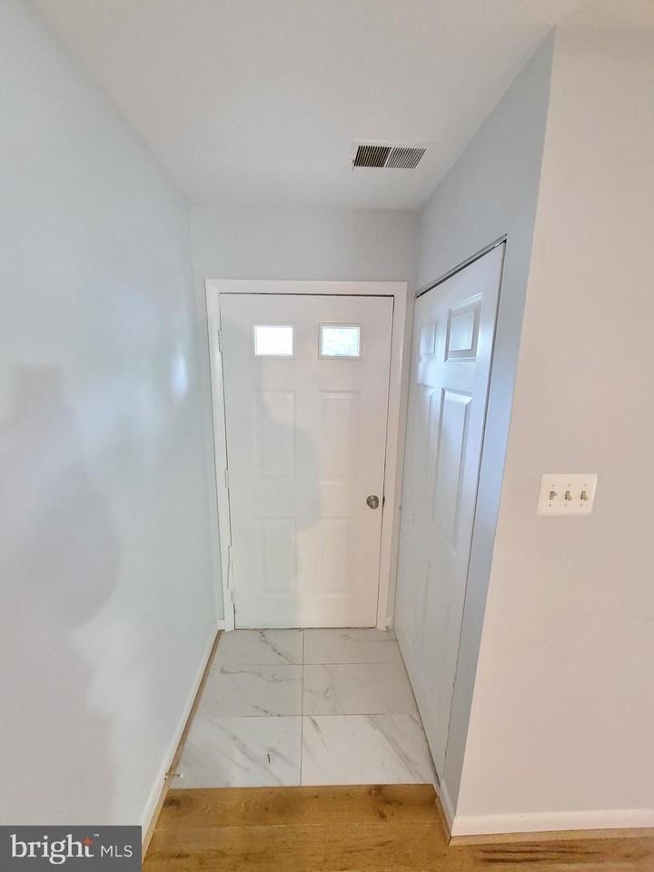 19851 Beatriz Ave - Photo 3 of 30