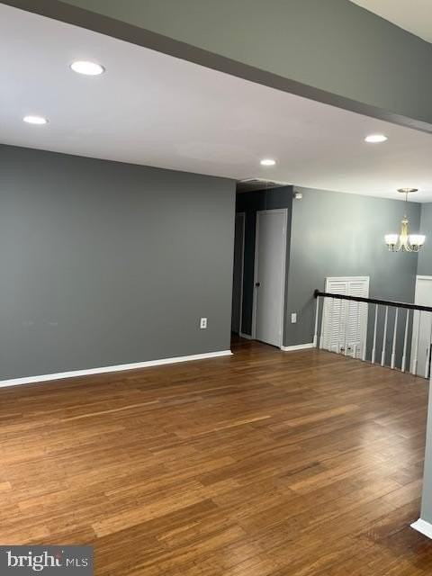 7001 Blue Bird Ct - Photo 5 of 34