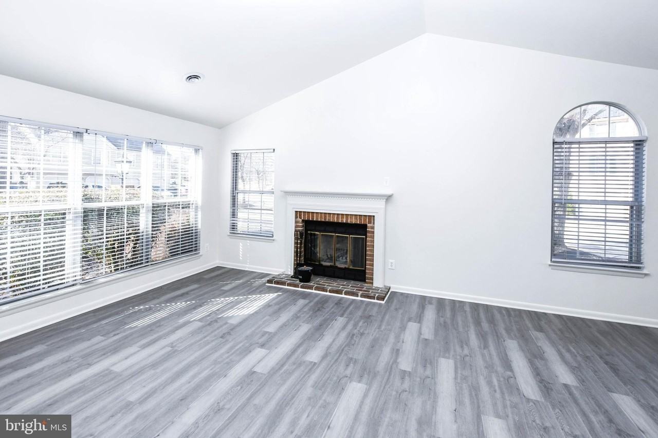 4624 Governor Kent Ct Unit 480 - Photo 6 of 44