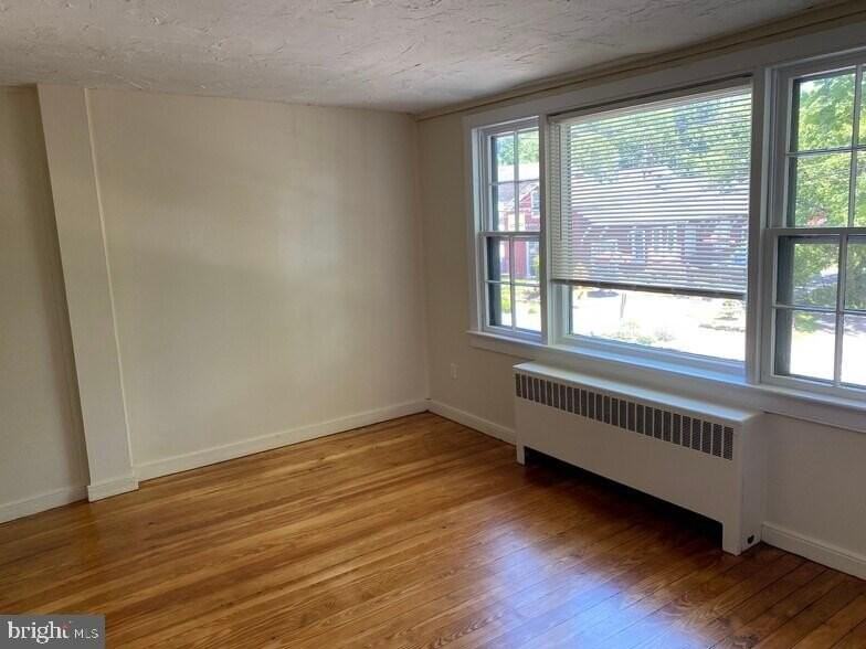 13 Bridge St #2 - Photo 5 of 7