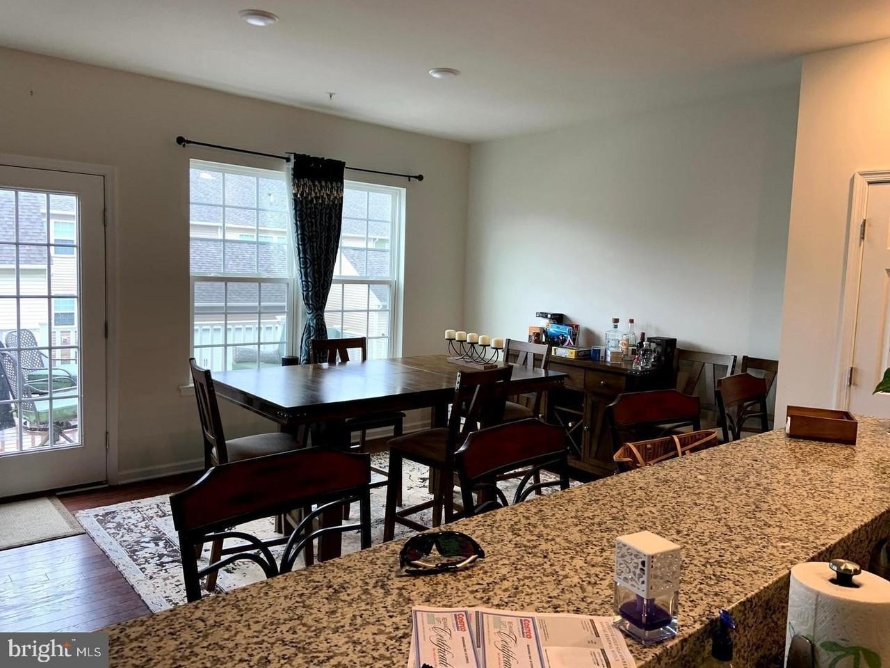 311 Stafford Ct - Photo 4 of 26