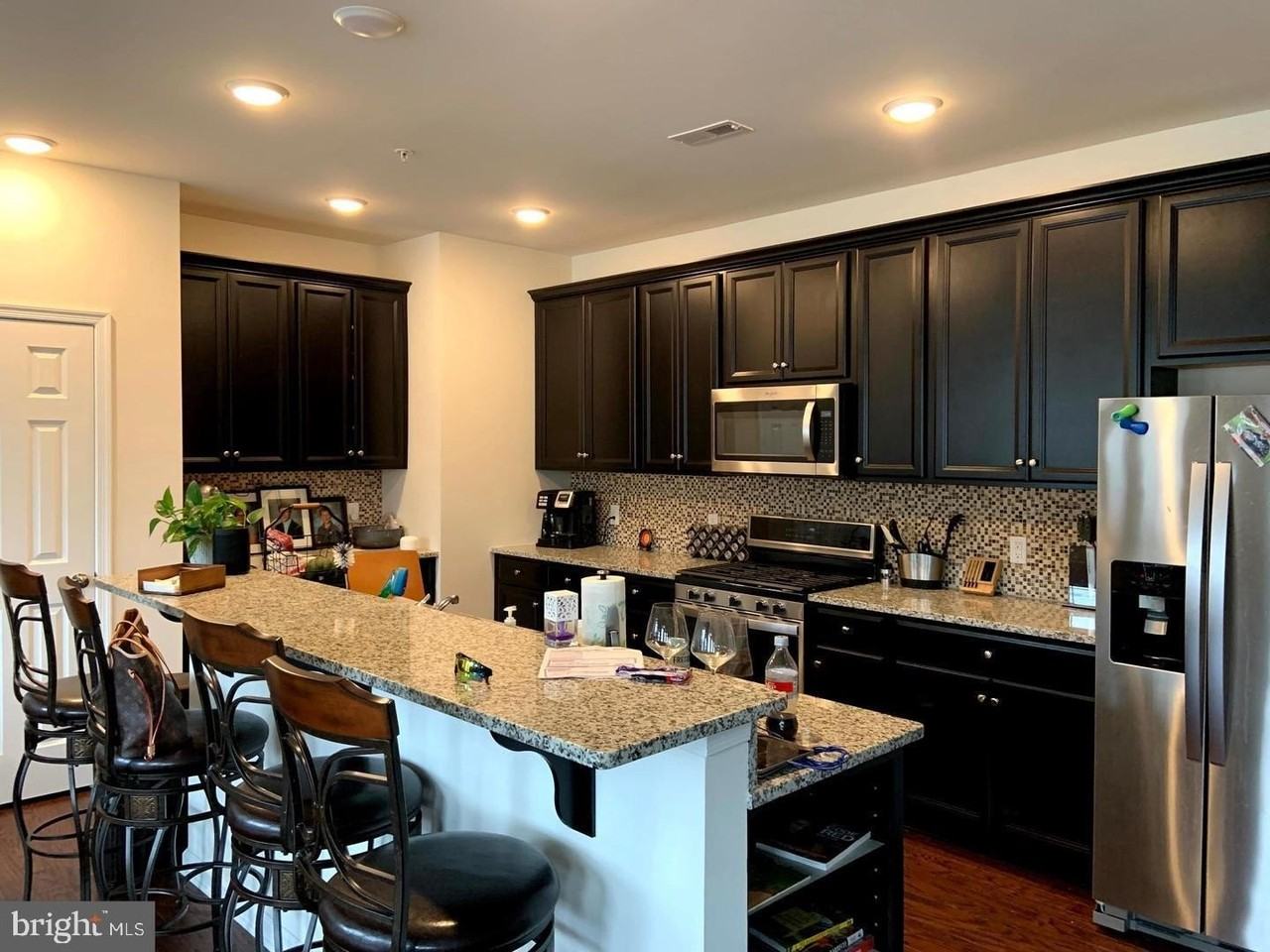 311 Stafford Ct - Photo 6 of 26