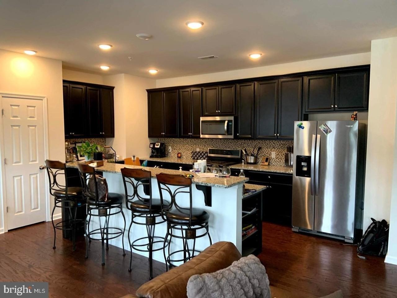 311 Stafford Ct - Photo 7 of 26