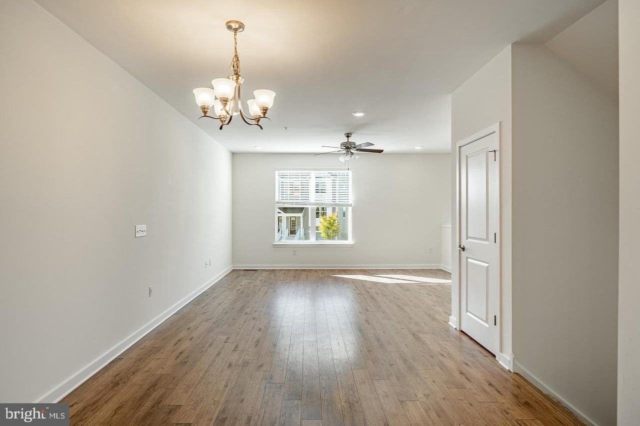 1832 Boulder Dr - Photo 4 of 23