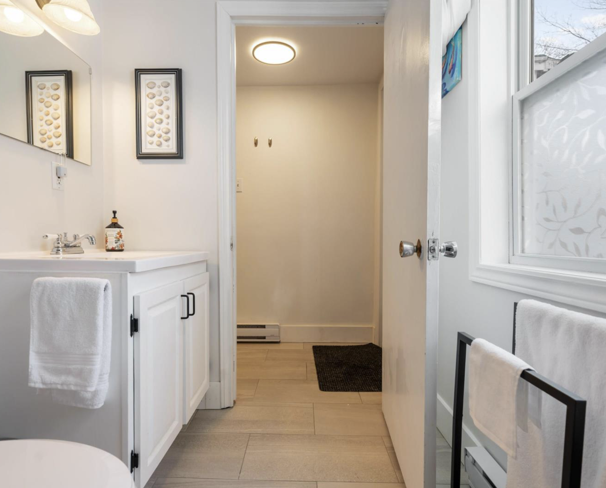 3216 Agricola St #1 - Photo 4 of 40