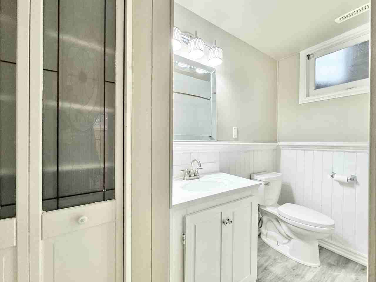 5 Regent Dr Lowr - Photo 6 of 14