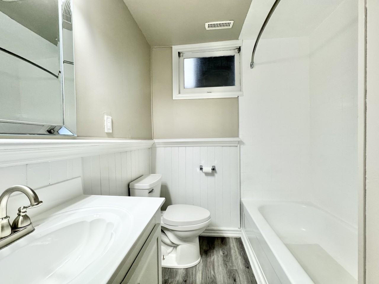 5 Regent Dr Lowr - Photo 7 of 14