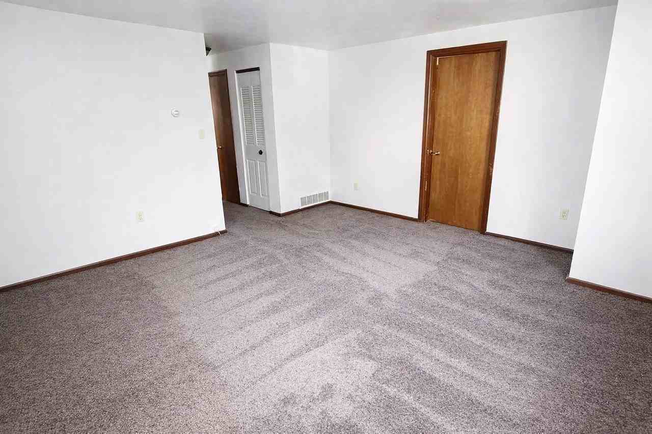 265 NORTH DITHRIDGE STREETAPT 5 #5 - Photo 4 of 11