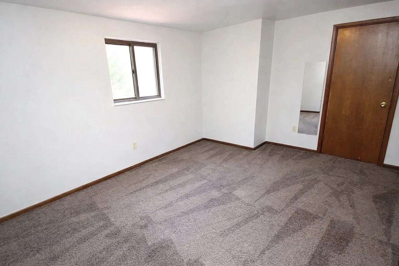 265 NORTH DITHRIDGE STREETAPT 5 #5 - Photo 5 of 11