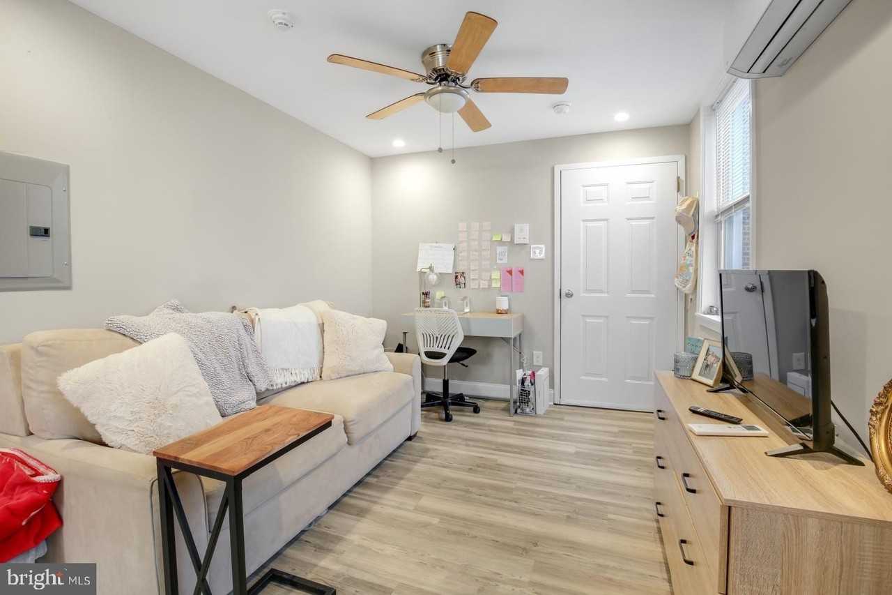 752 S 9th St Unit 2r - Photo 3 of 12