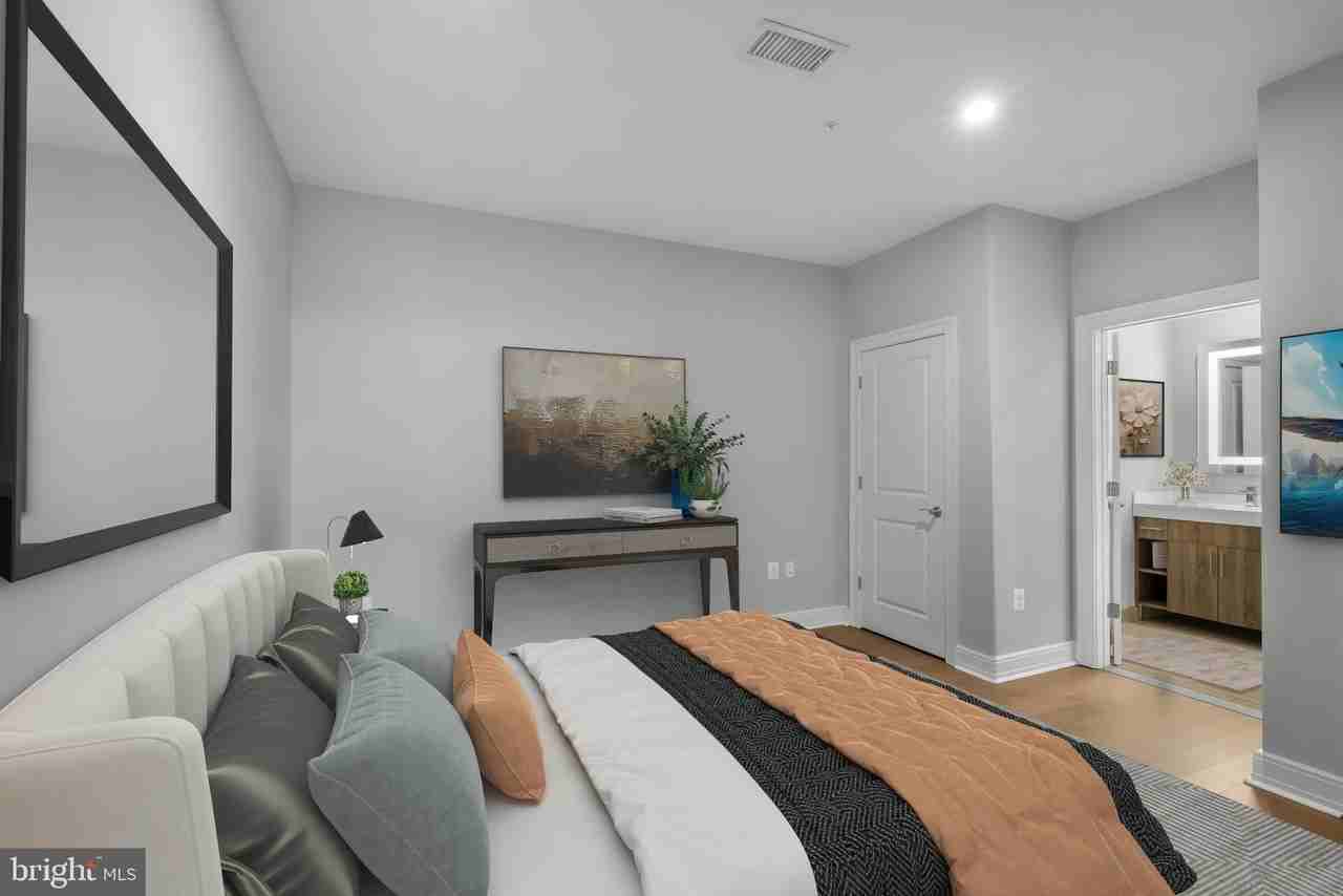 200 N 16th St Apt 223 - Photo 6 of 50