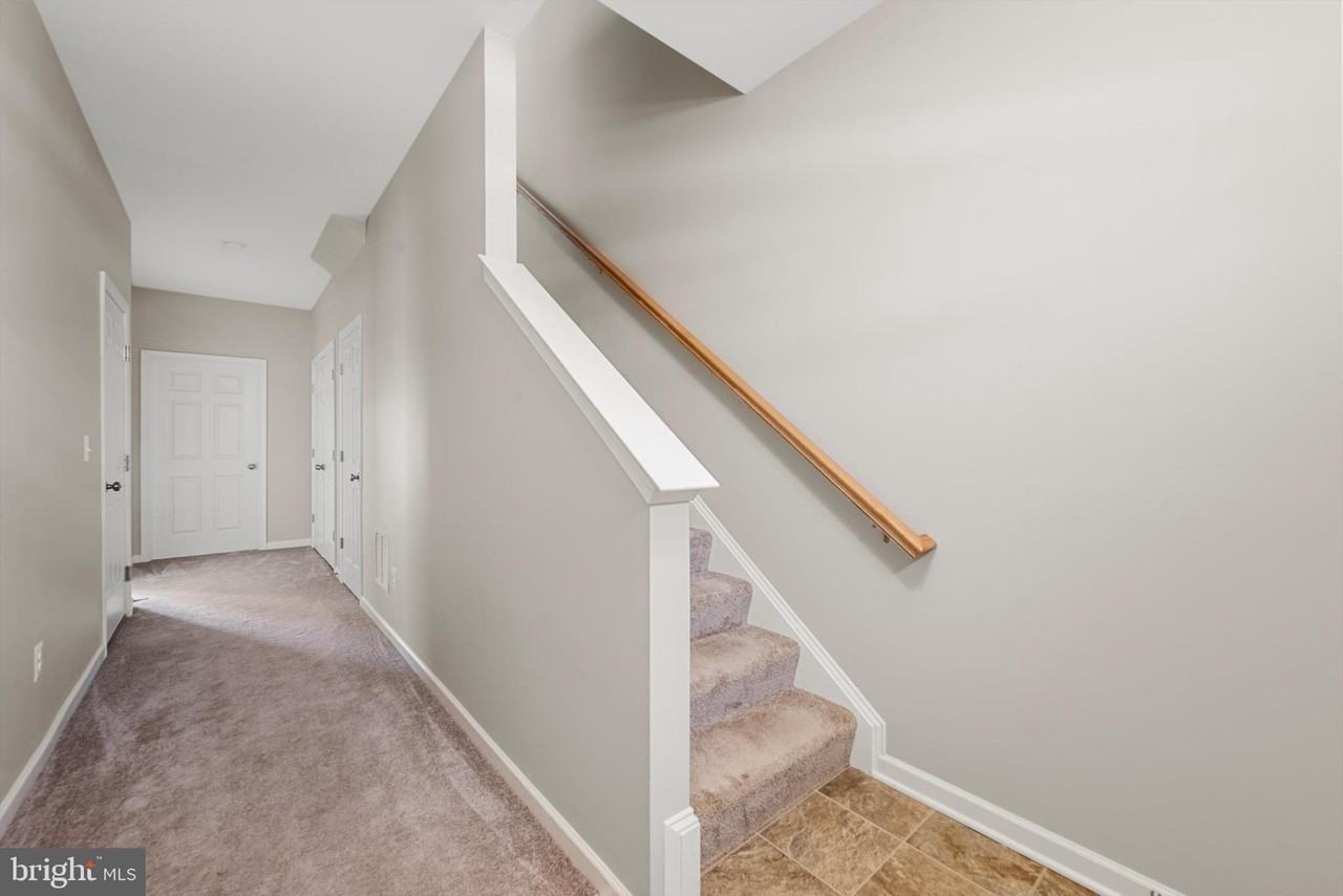 303 Starry Way Dr - Photo 4 of 22