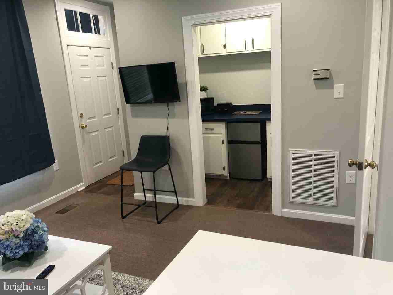 304 S Braddock St - Photo 6 of 18