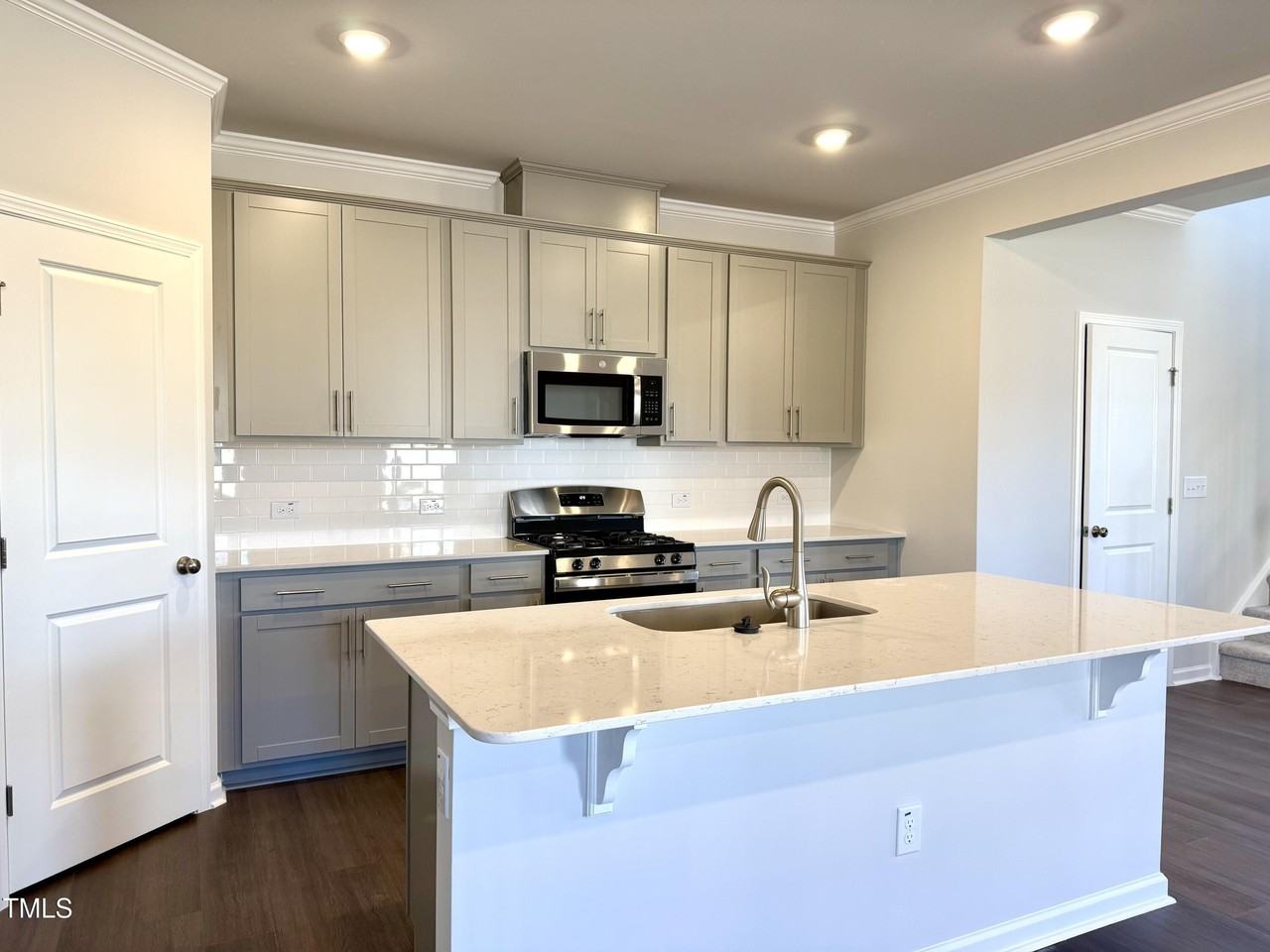 265 Eden View Bnd - Photo 7 of 22