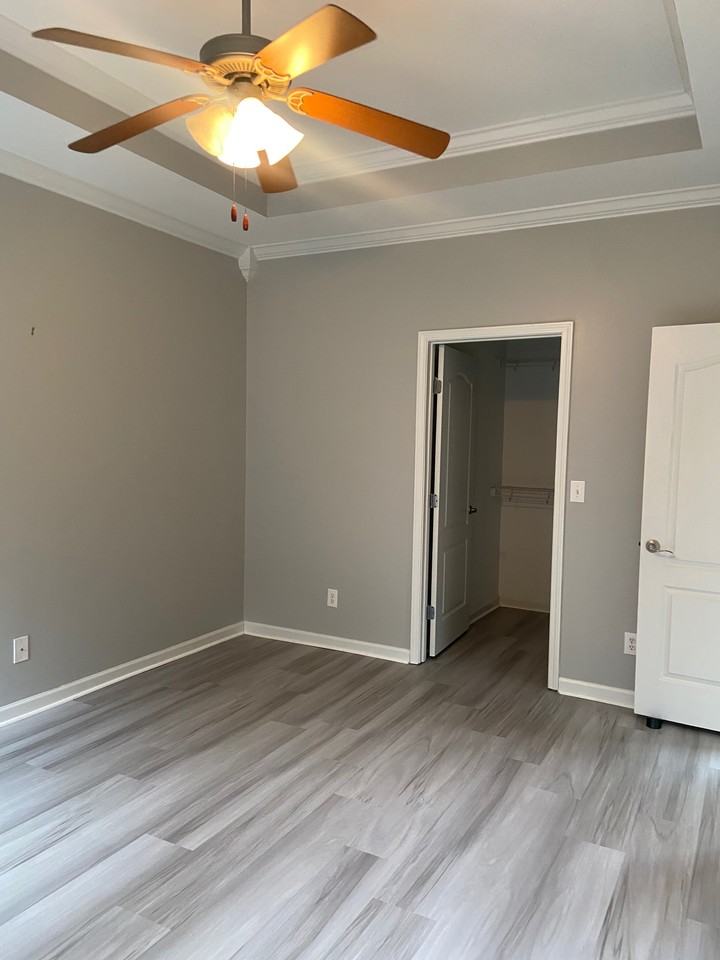 256 Oxmoor Place - Photo 6 of 16