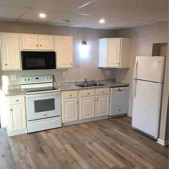 123 1/2 Commercial St #3 - Photo 3 of 8