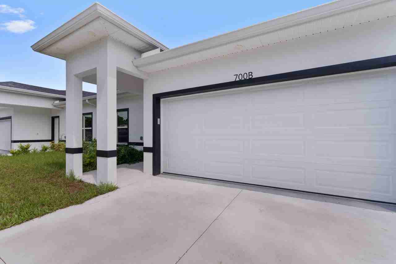 1601B E 7th St #1 - Photo 4 of 32