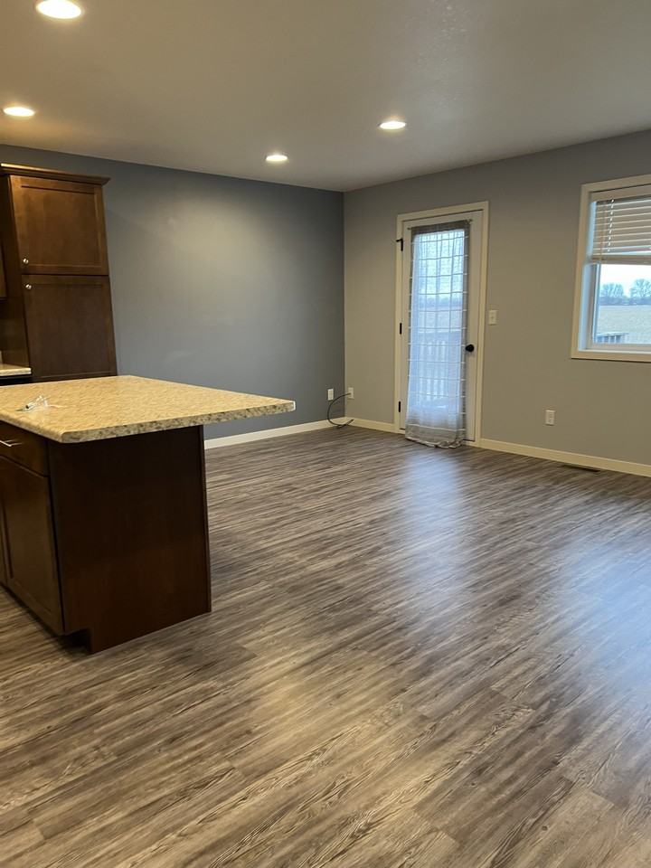 1622 3rd St Nw #1622 - Photo 4 of 9