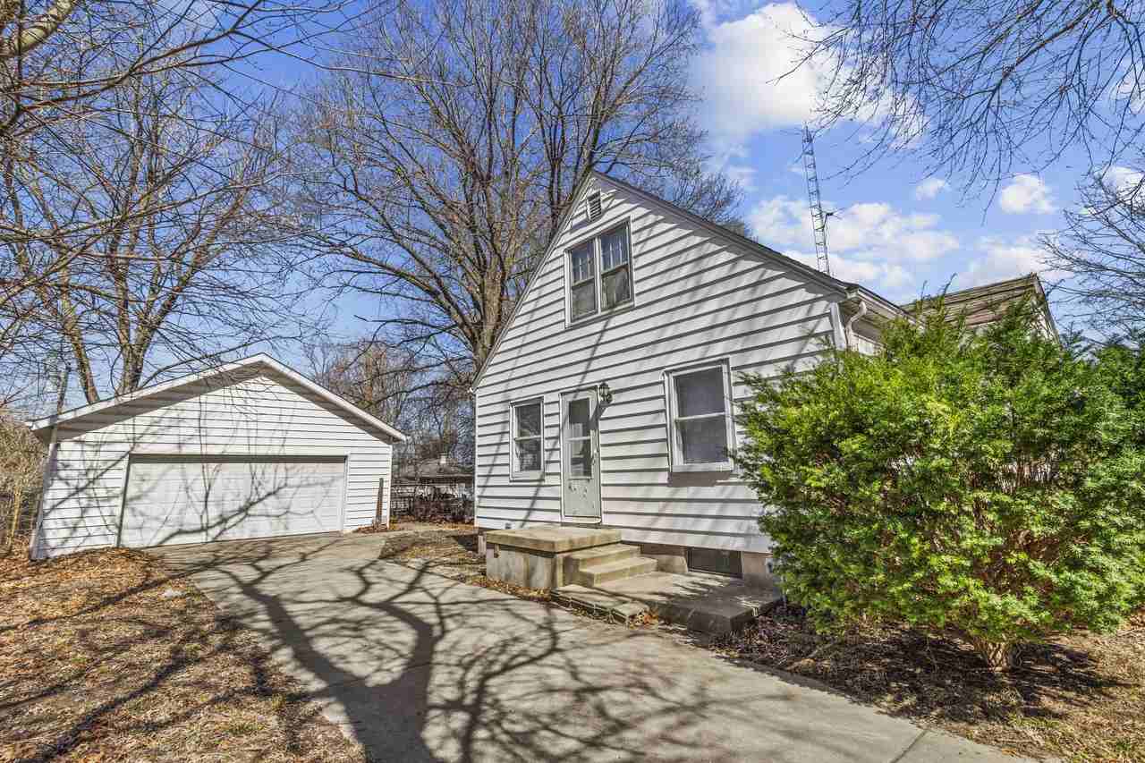 208 Arcadia Dr #1 - Photo 3 of 20