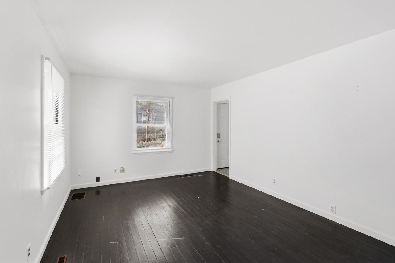 208 Arcadia Dr #1 - Photo 4 of 20