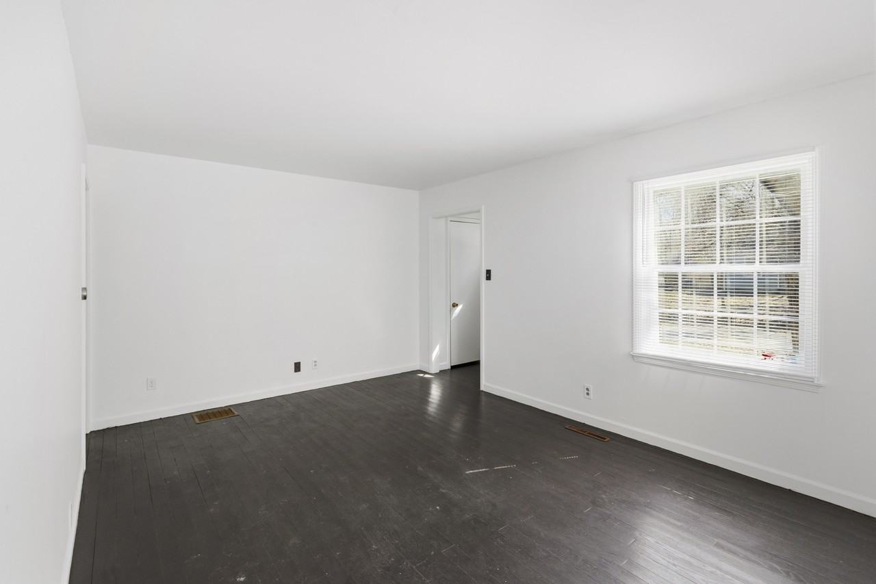 208 Arcadia Dr #1 - Photo 5 of 20