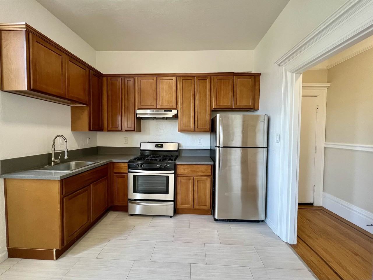 2127 Fillmore Street #6 - Photo 4 of 12