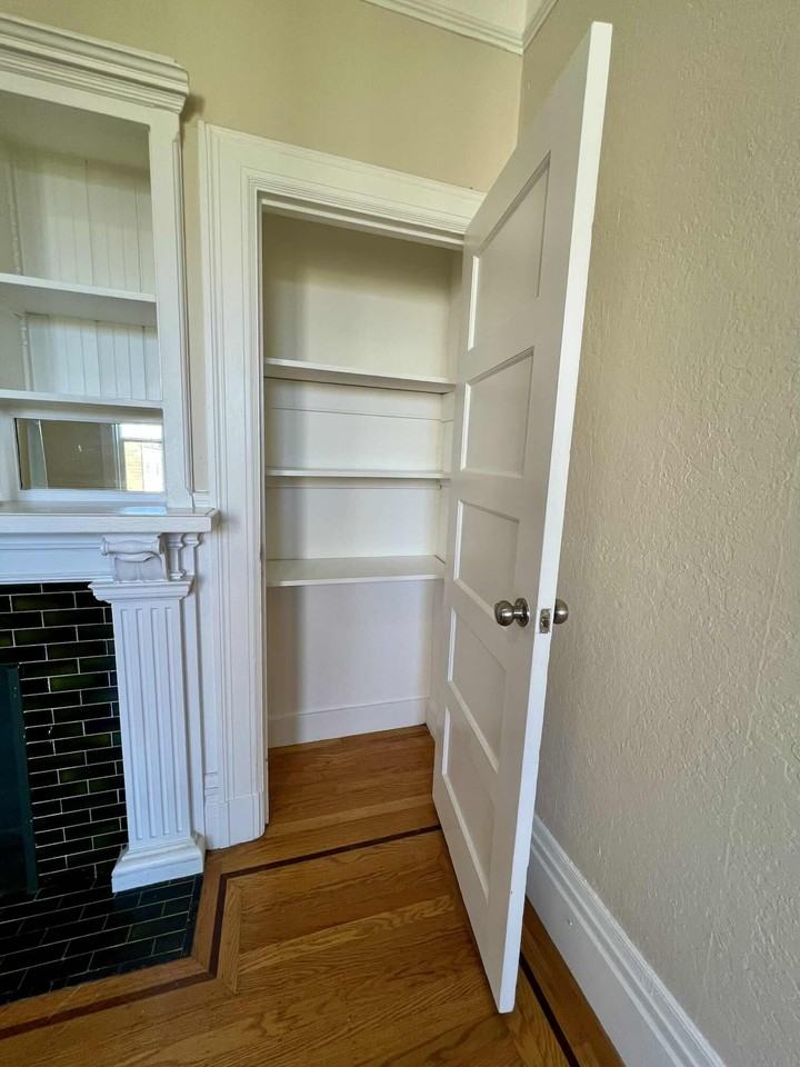 2127 Fillmore Street #6 - Photo 3 of 12